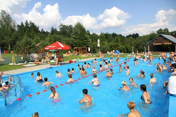 Aqua aerobic - Domki w lesie w Tyliczu - niedziela 27 lipca 2014